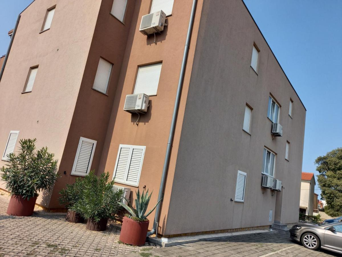 Apartman Silva Biograd Na Moru Εξωτερικό φωτογραφία